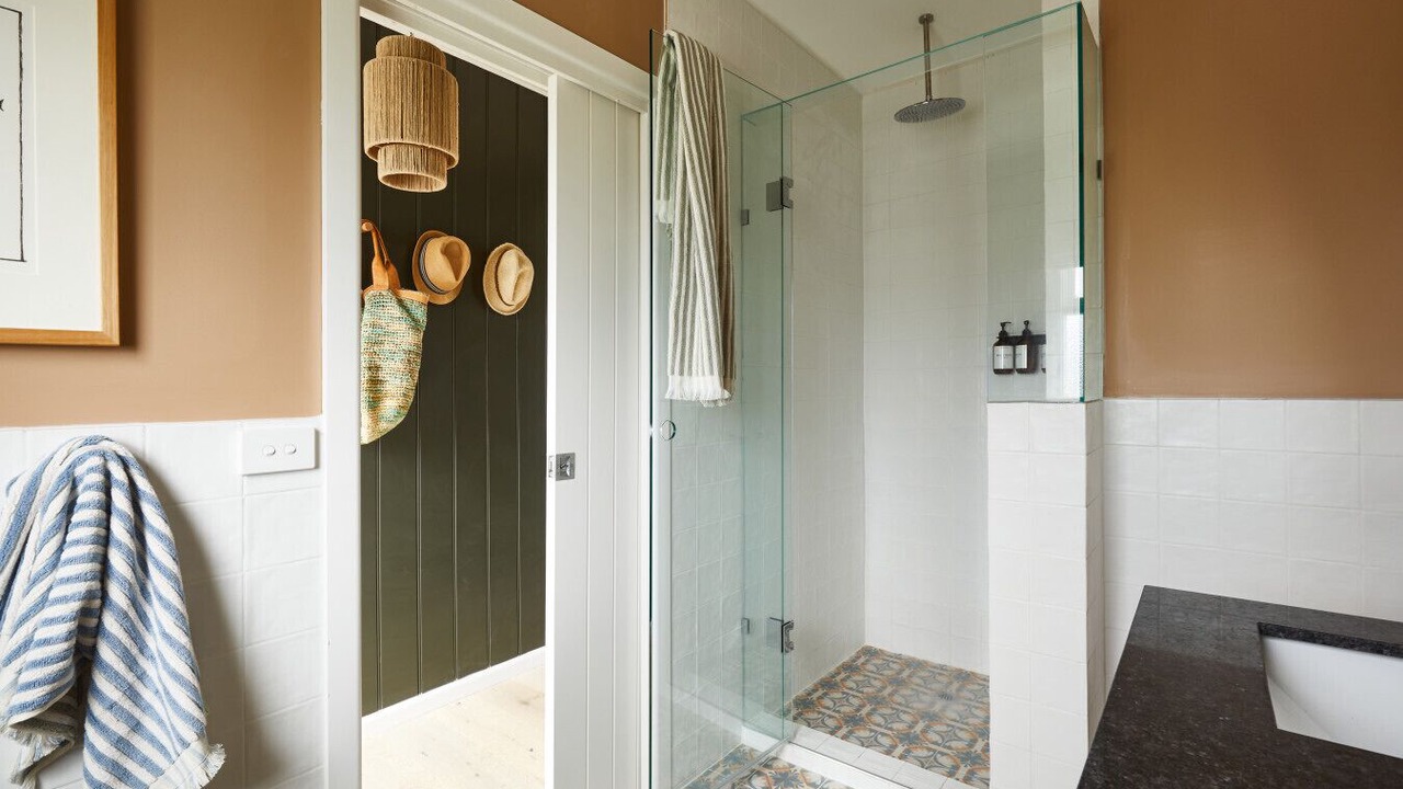 Photo of Bathroom in Indented Head