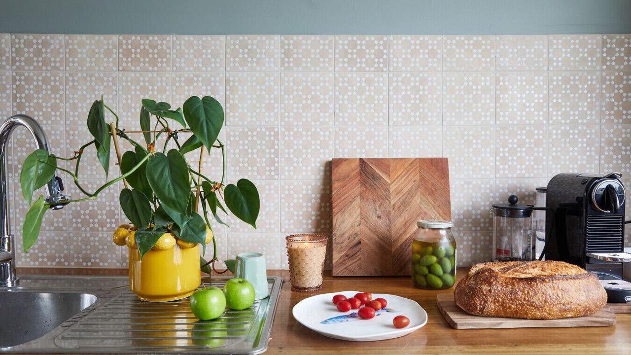 Photo of Kitchen in Indented Head