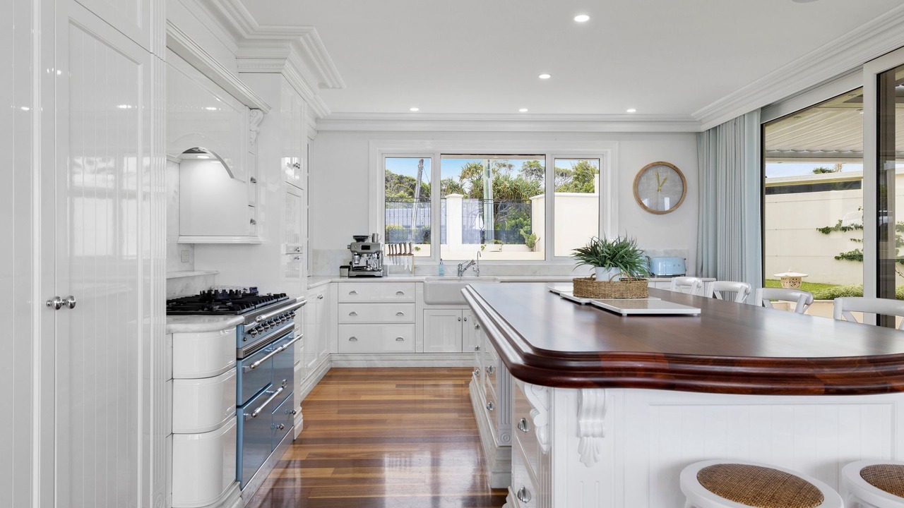 Photo of Others in Sapphire Beach