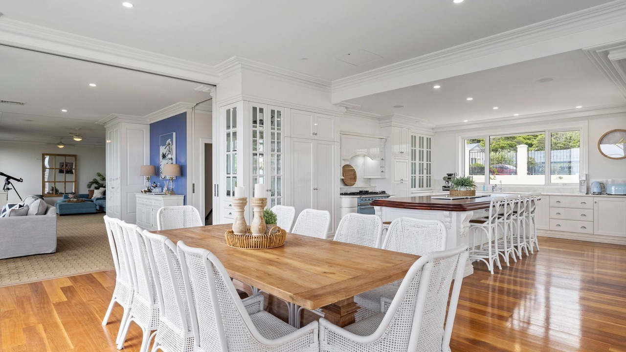 Photo of Others in Sapphire Beach