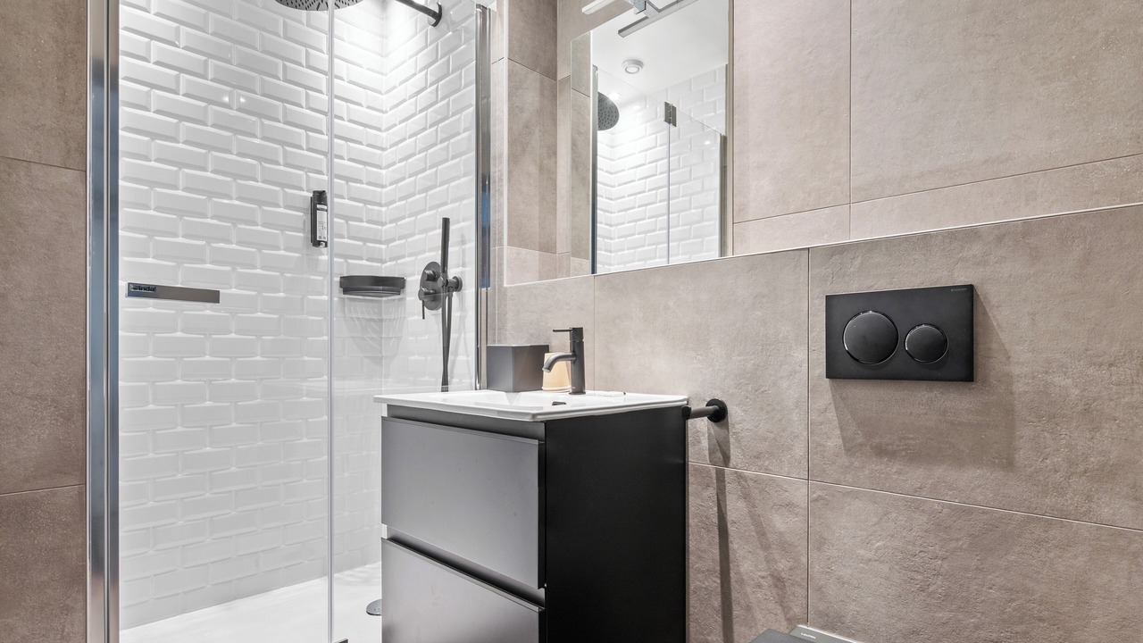 Photo of Bathroom in Les Philosophes