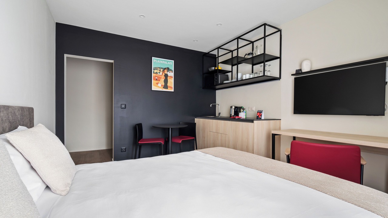 Photo of Bedroom in Les Philosophes
