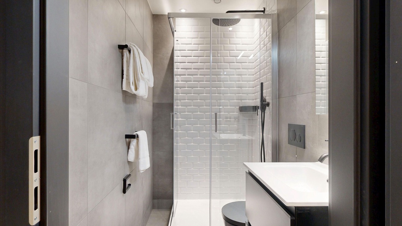 Photo of Bathroom in Les Philosophes