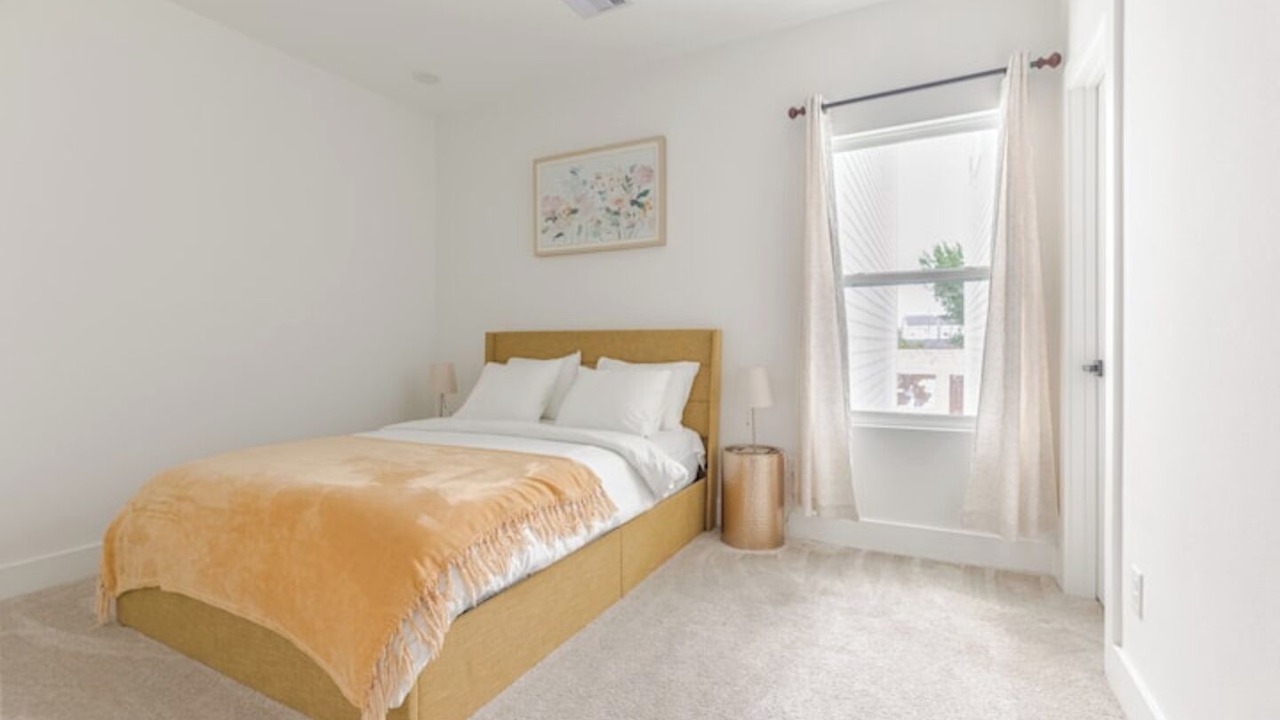 Photo of Bedroom in South Central Houston