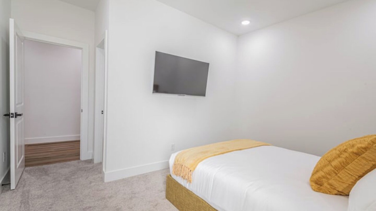 Photo of Bedroom in South Central Houston