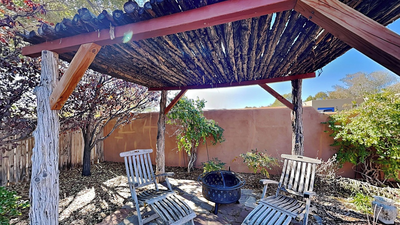 Photo of Others in Santa Fe