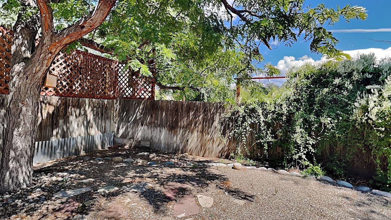 Photo of Others in Santa Fe