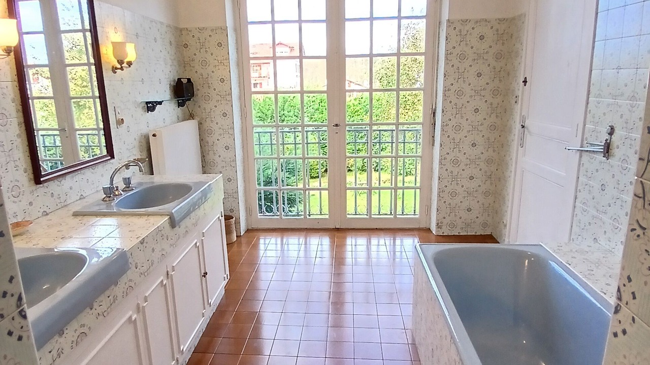 Photo of Bathroom in Ascain