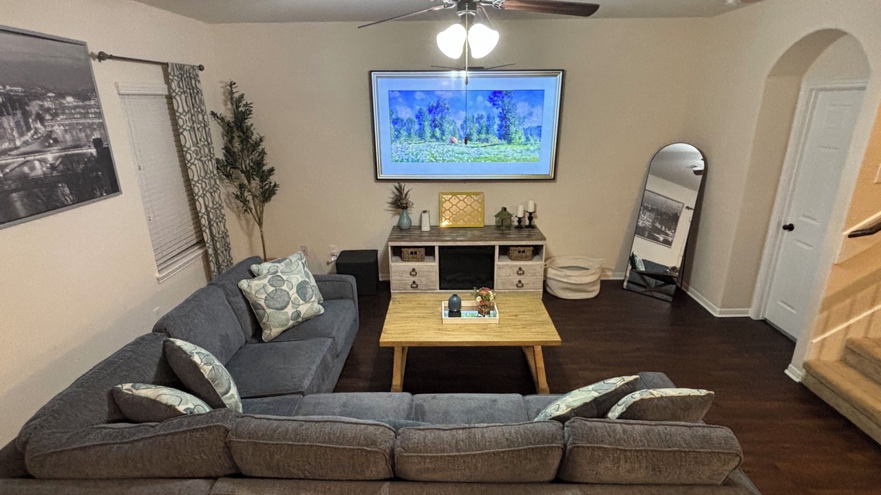 Photo of Livingroom in Barker