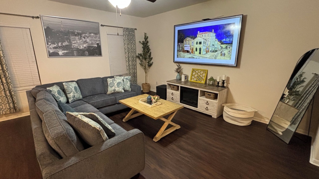 Photo of Livingroom in Barker