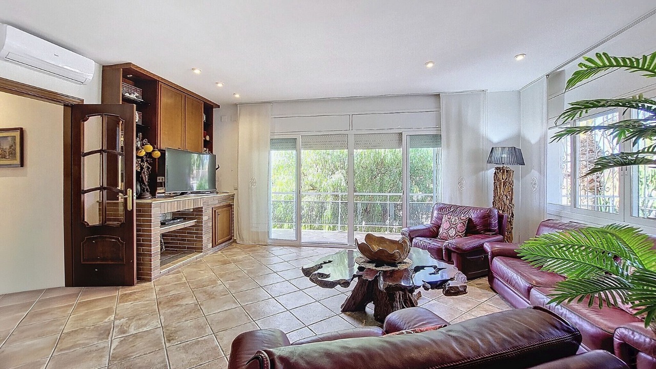 Photo of Livingroom in Cunit
