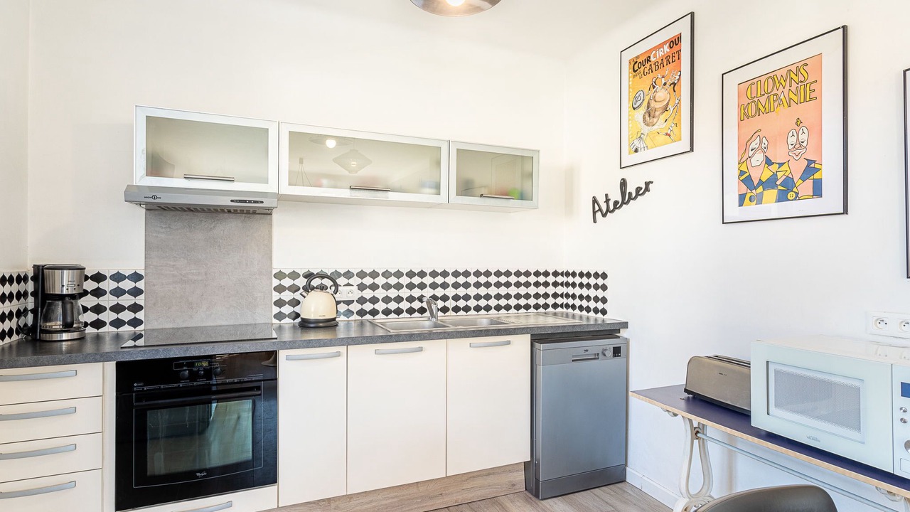 Photo of Bedroom in Hyeres City Centre