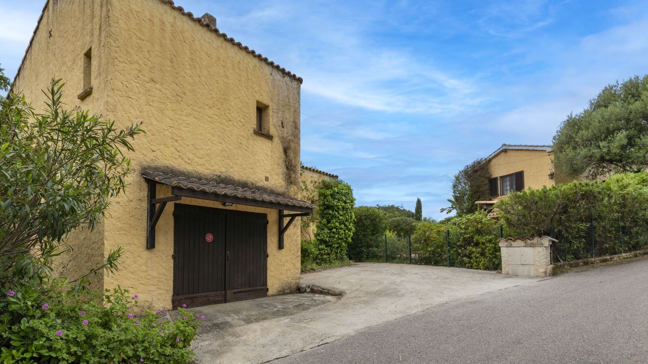 Photo of Others in Tiuccia