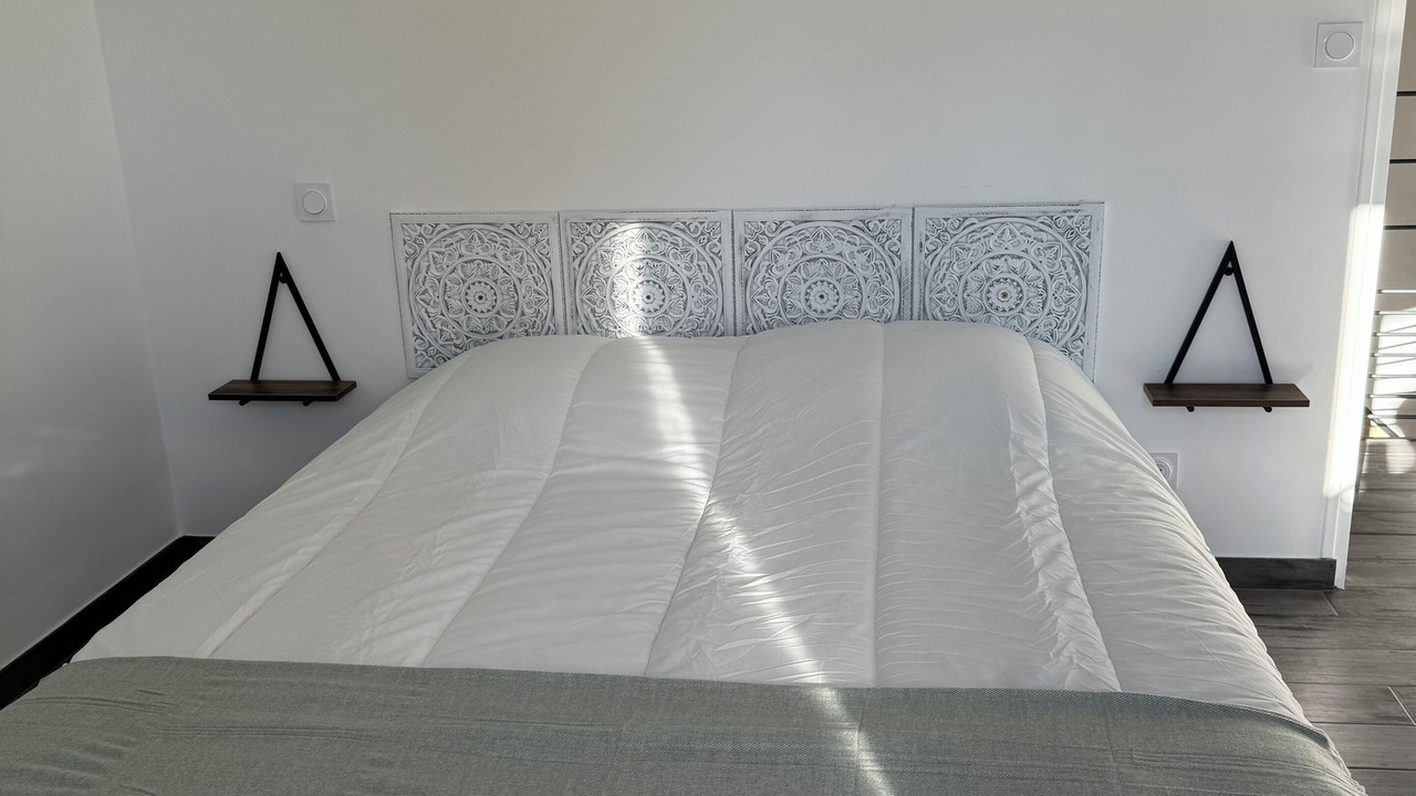 Photo of Bedroom in Plougoumelen