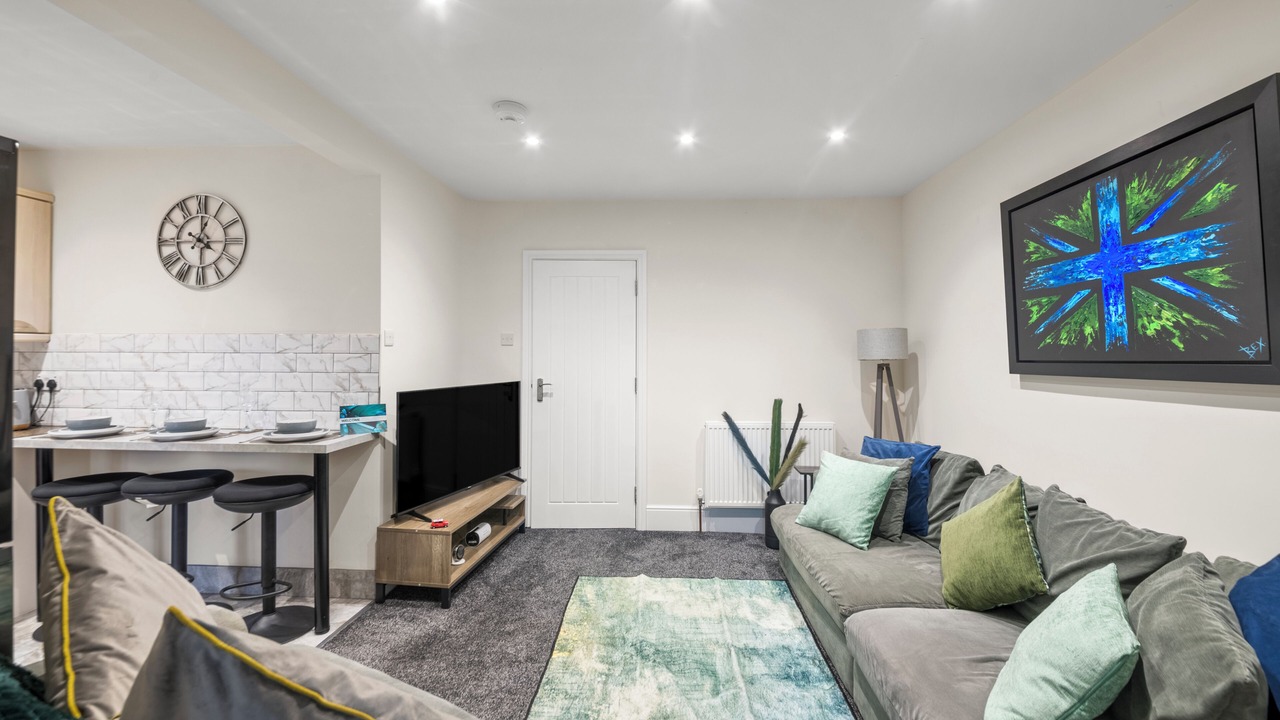 Photo of Livingroom in Cowley