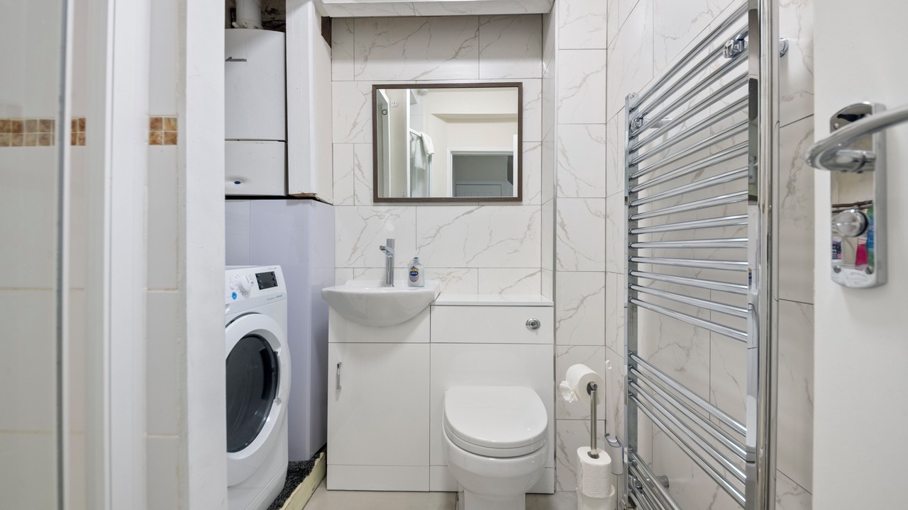 Photo of Bathroom in Cowley