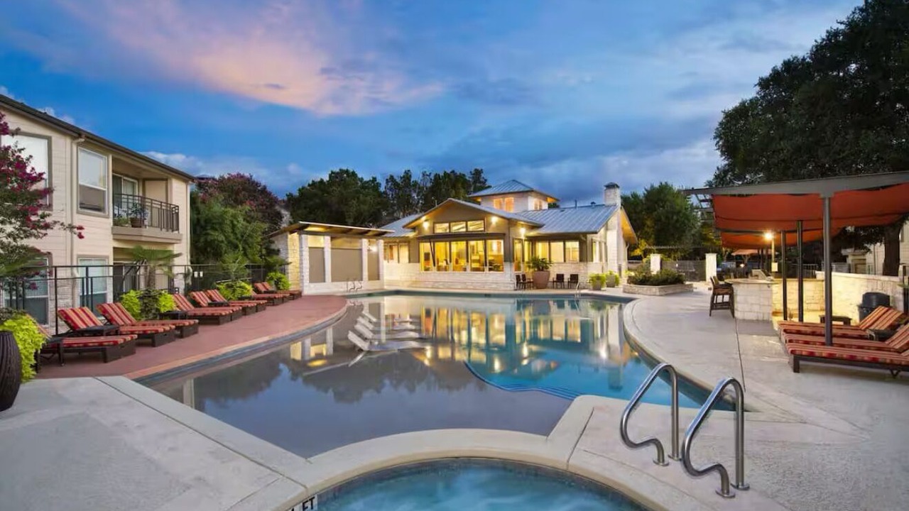 Photo of Outdoor in Barton Hills