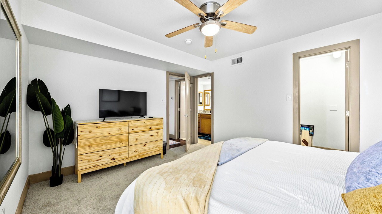 Photo of Bedroom in Barton Hills