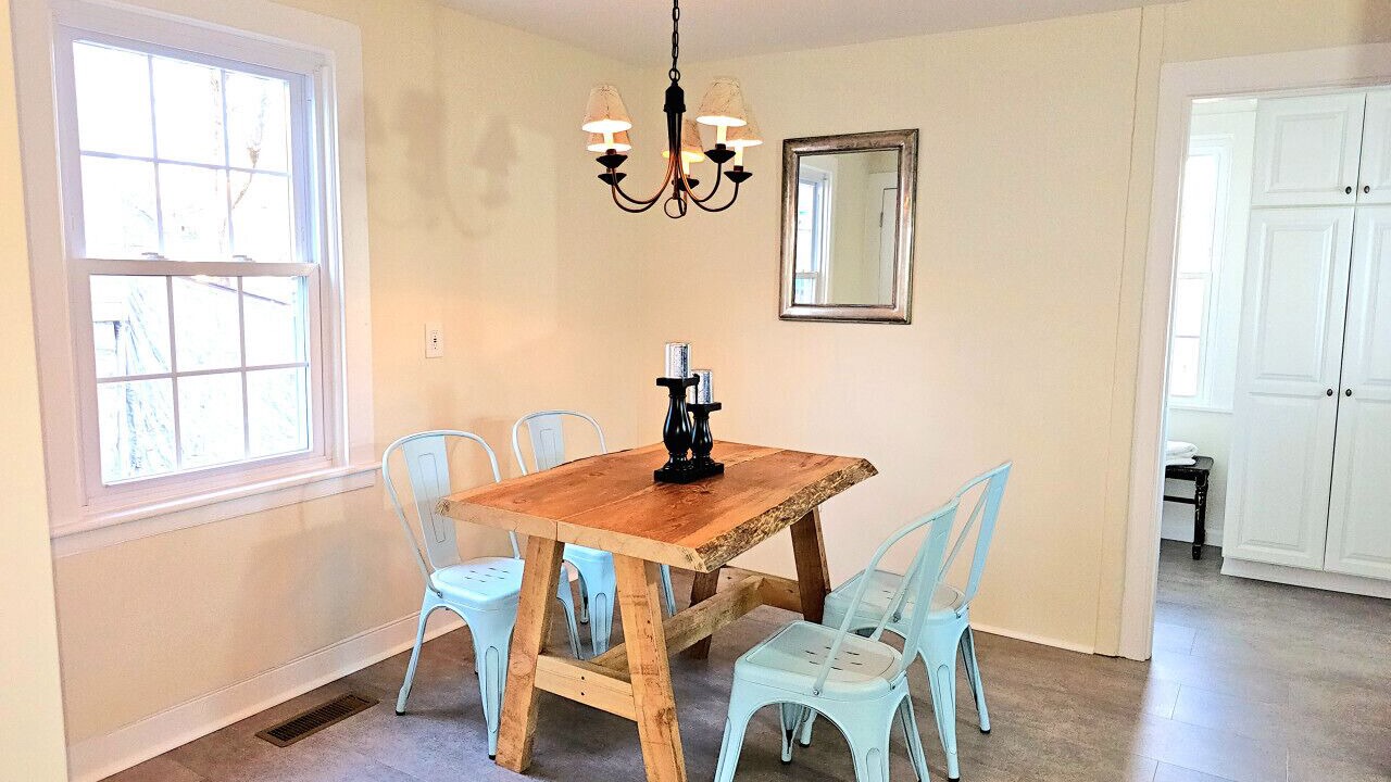 Photo of Others in New London