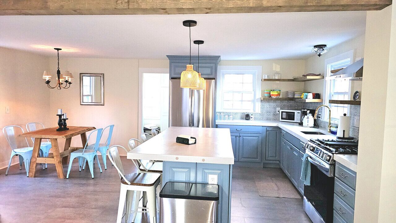 Photo of Others in New London