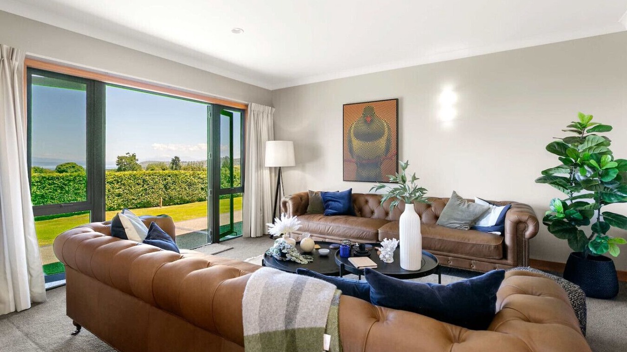 Photo of Livingroom in Nukuhau