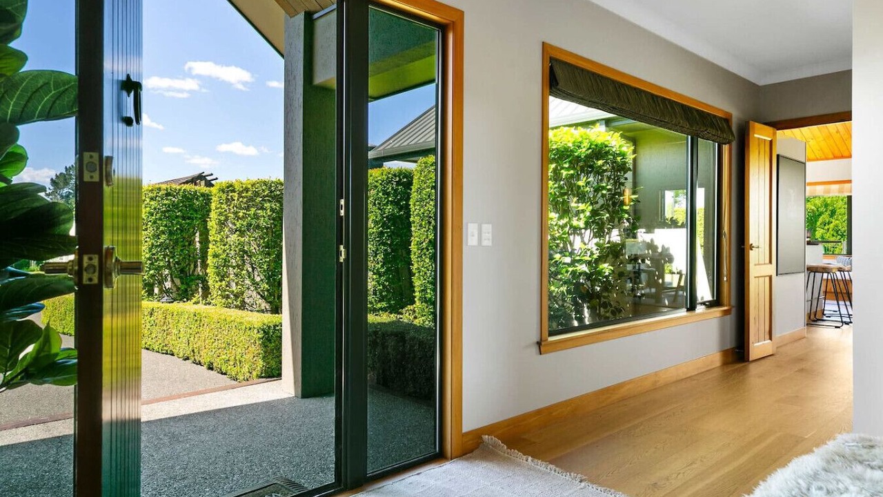 Photo of Others in Nukuhau