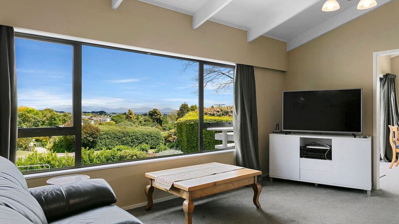 Photo of Livingroom in Richmond Heights