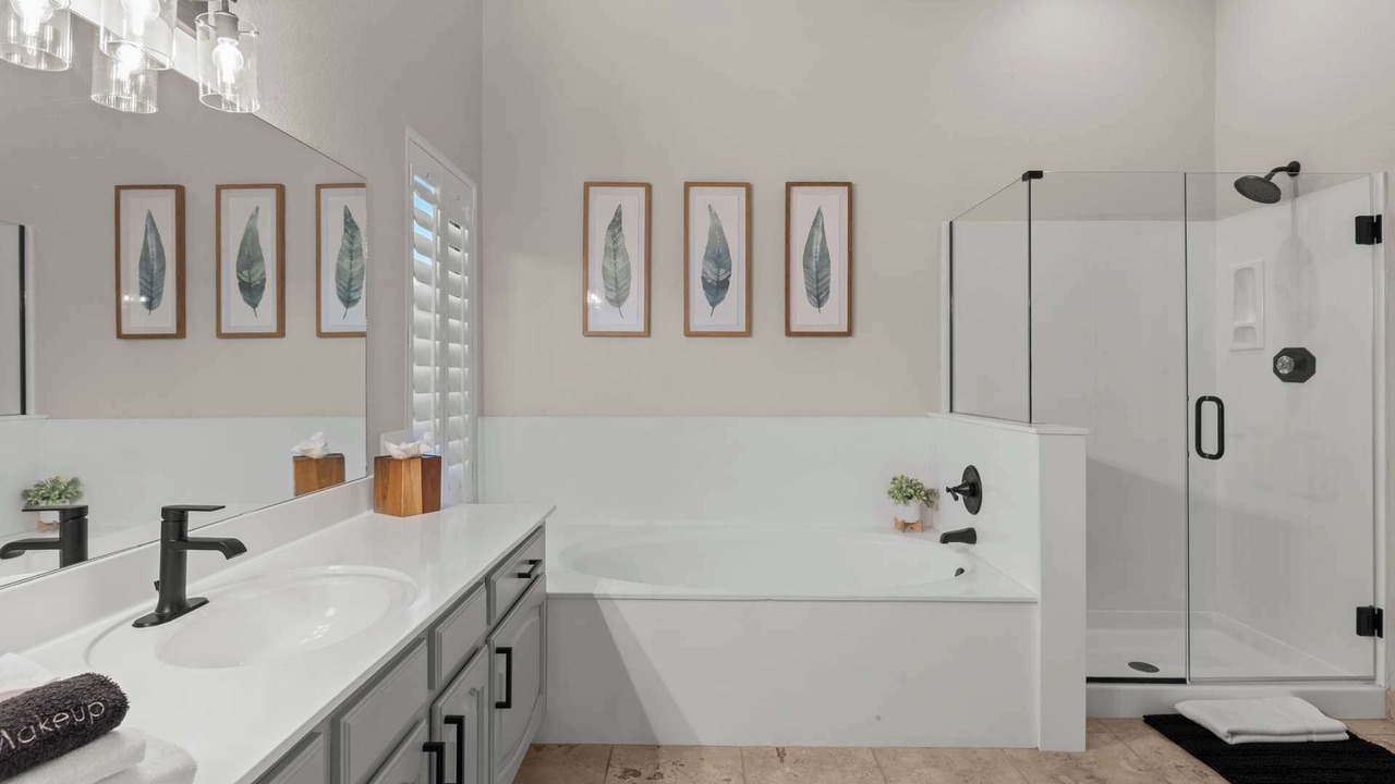 Photo of Bathroom in Arabian Views