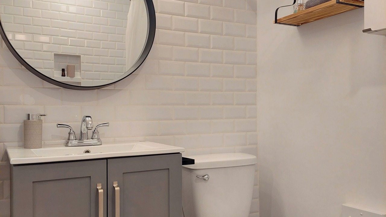 Photo of Bathroom in La Cite-Limoilou
