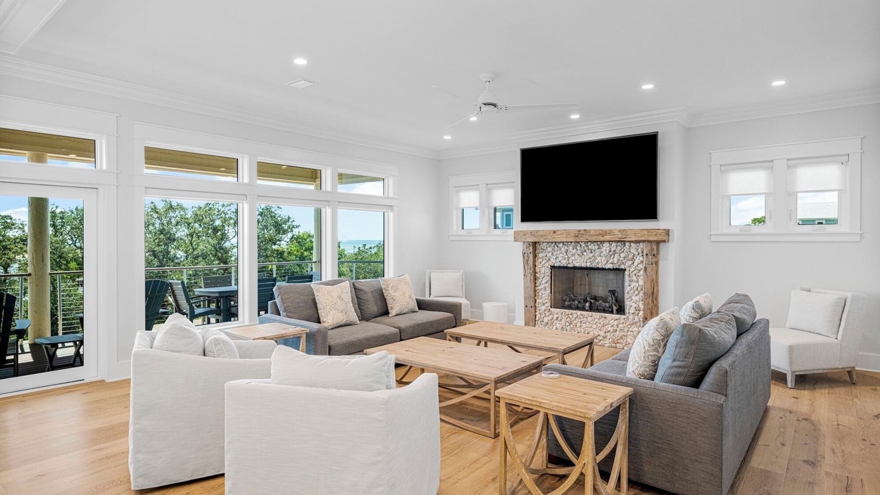 Photo of Livingroom in Apalachicola