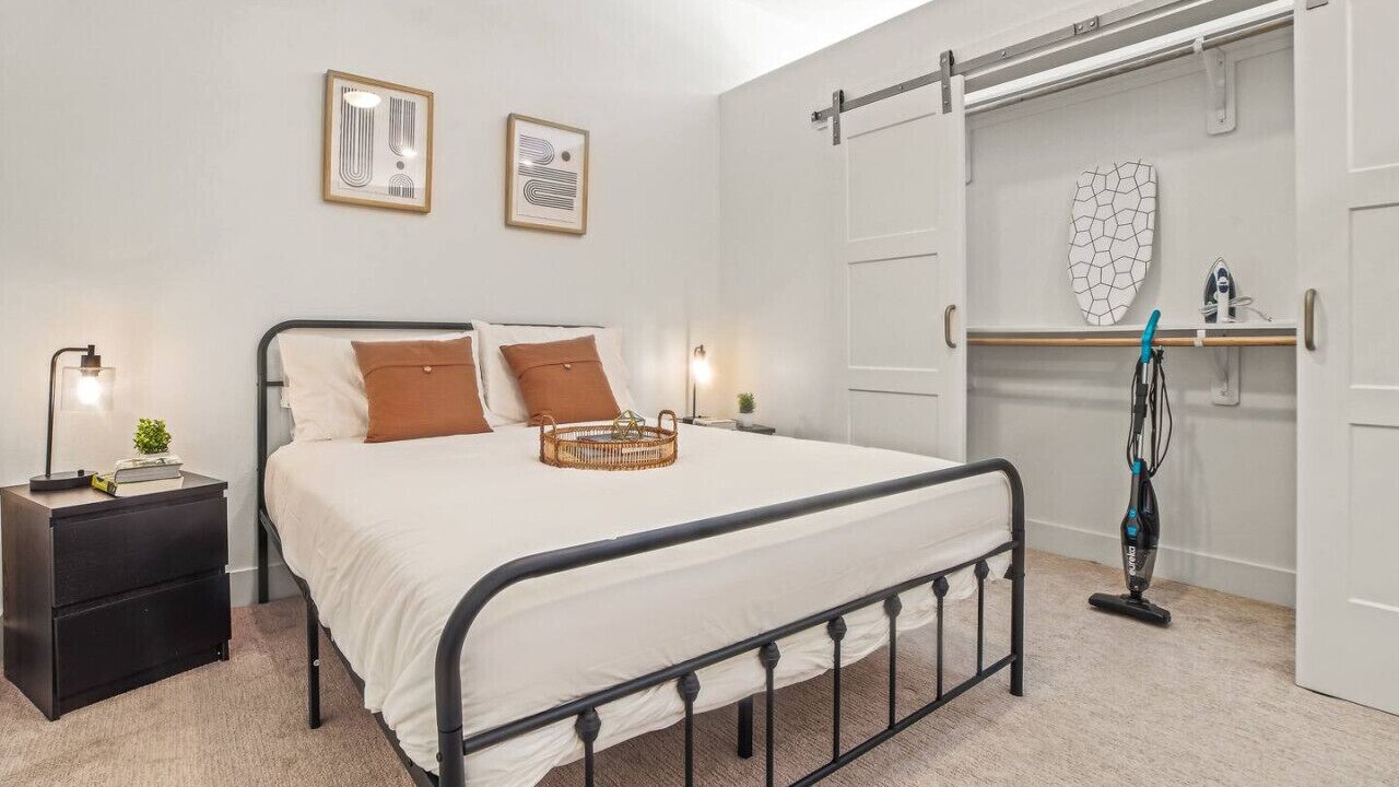 Photo of Bedroom in West Oak Hill