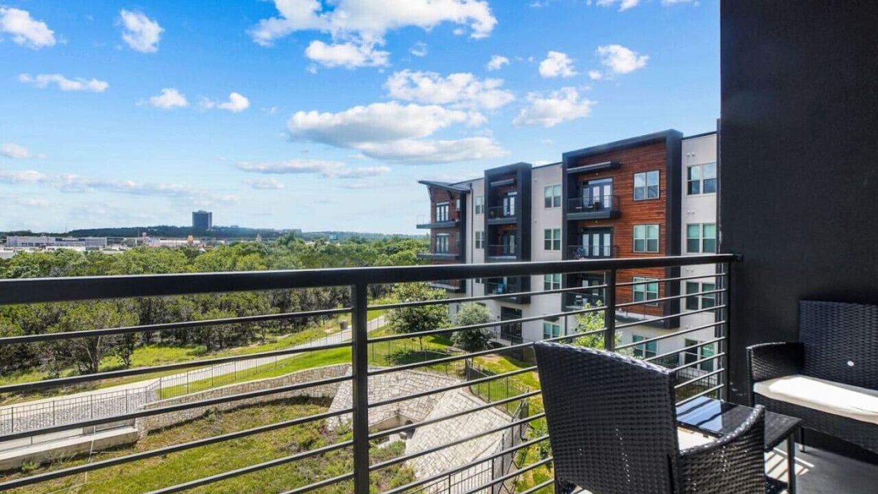 Photo of Outdoor in West Oak Hill