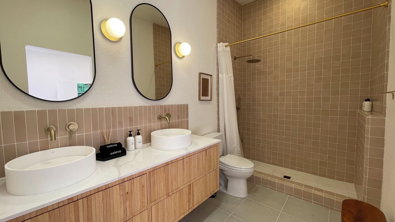 Photo of Bathroom in Elk Grove