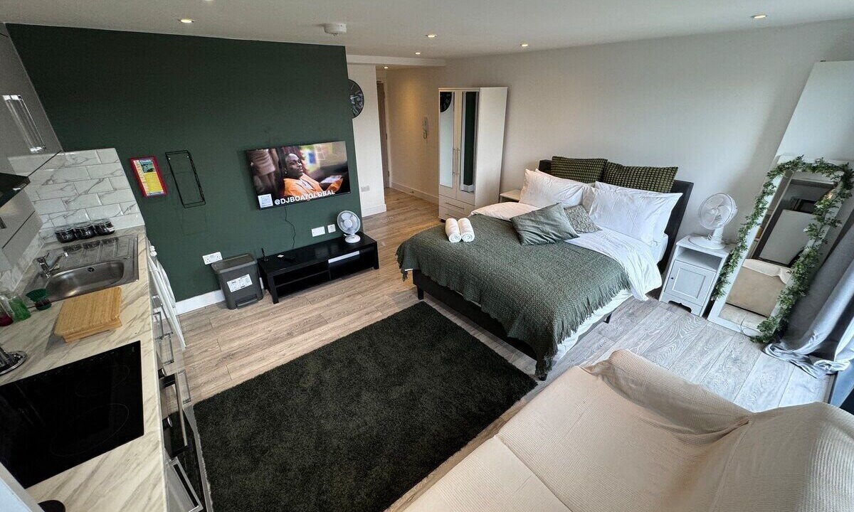 Photo of Others in Weavers