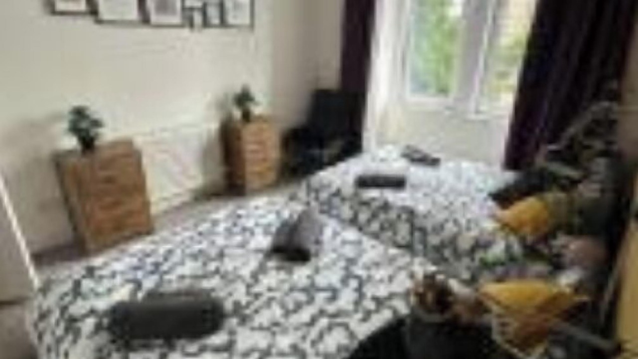 Photo of Bedroom in Dalmuir
