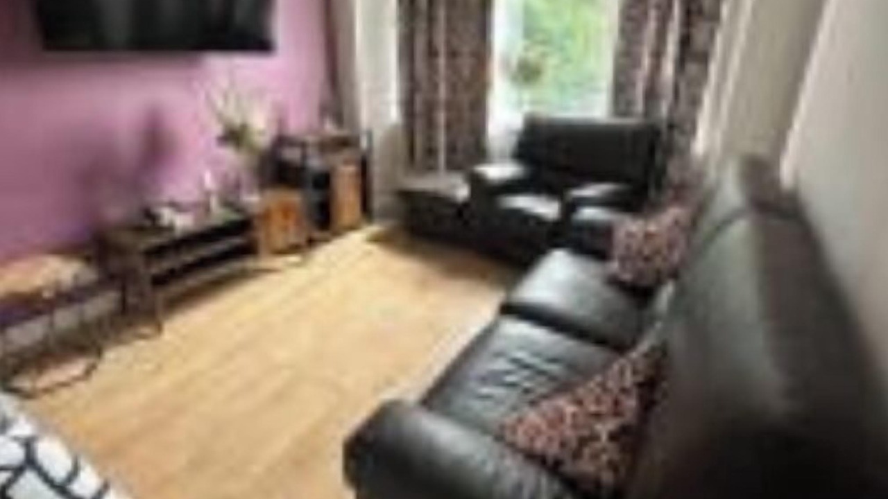 Photo of Livingroom in Dalmuir