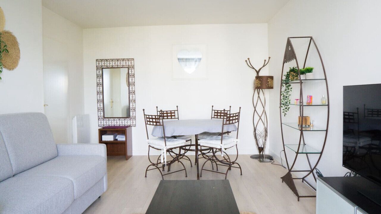 Photo of Livingroom in Chatillon