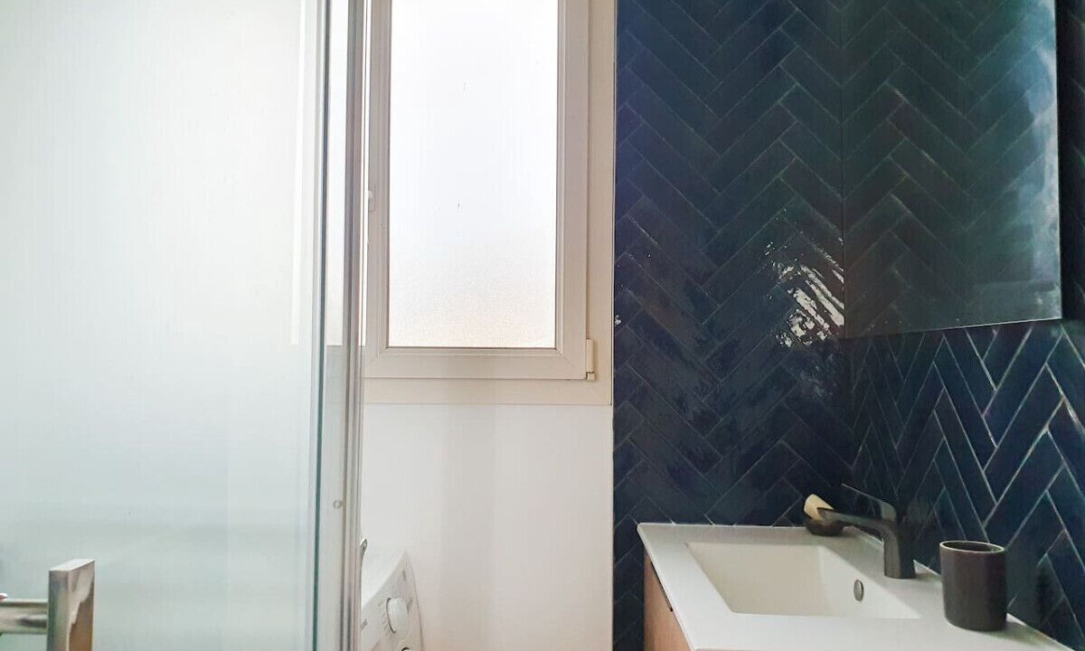 Photo of Bathroom in Vaucresson