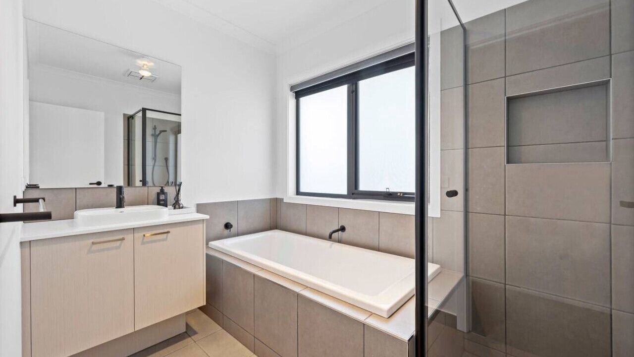 Photo of Bathroom in Delacombe