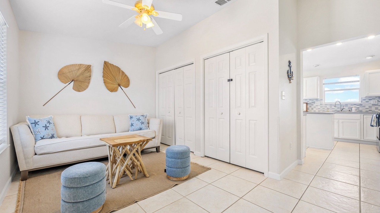 Photo of Livingroom in Micco