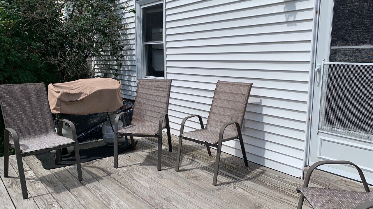 Photo of Patio Balcony in Back Cove
