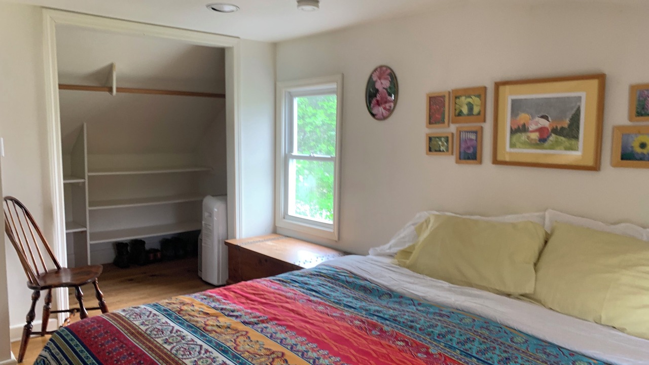 Photo of Bedroom in Back Cove