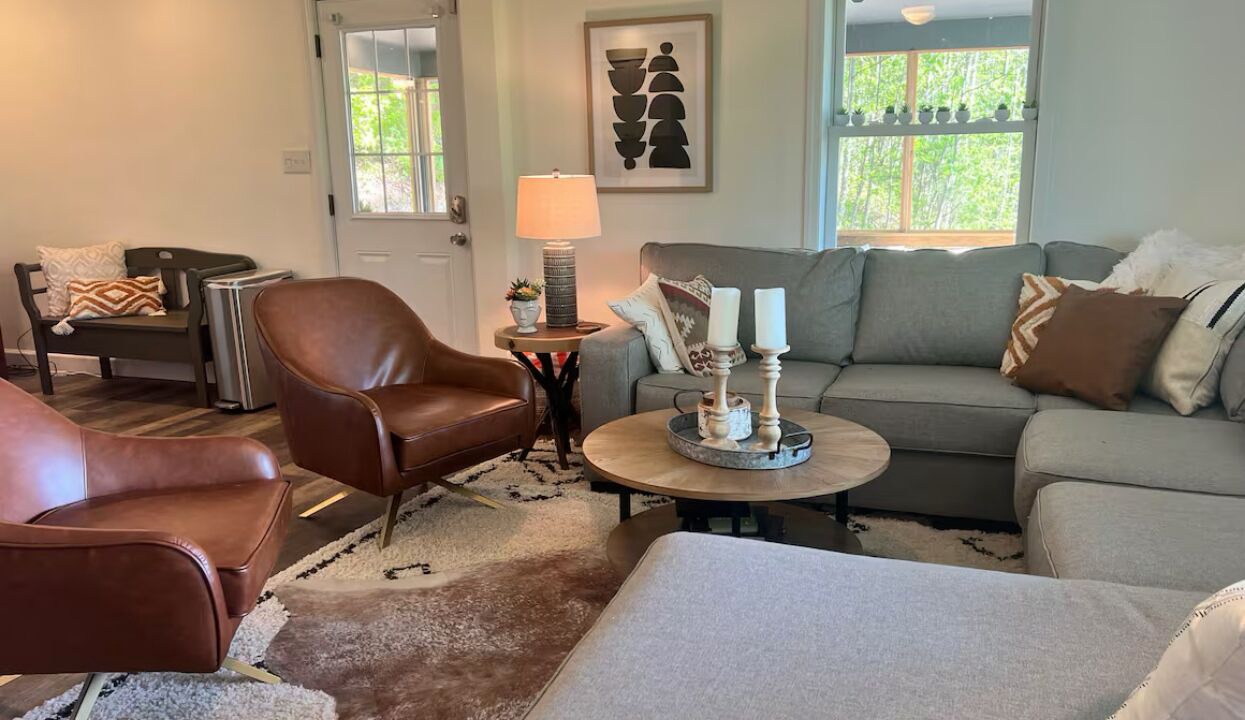 Photo of Livingroom in Clay City