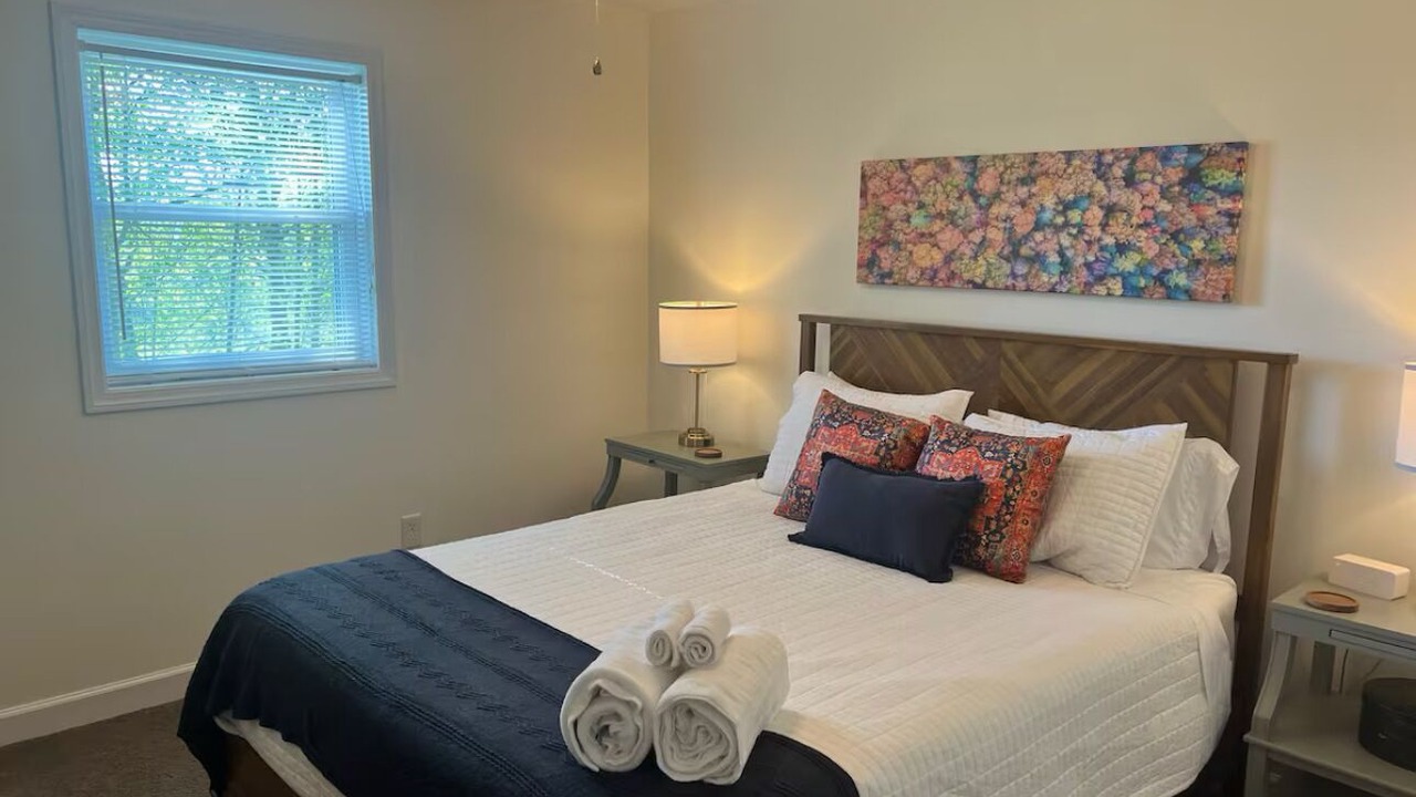 Photo of Bedroom in Clay City