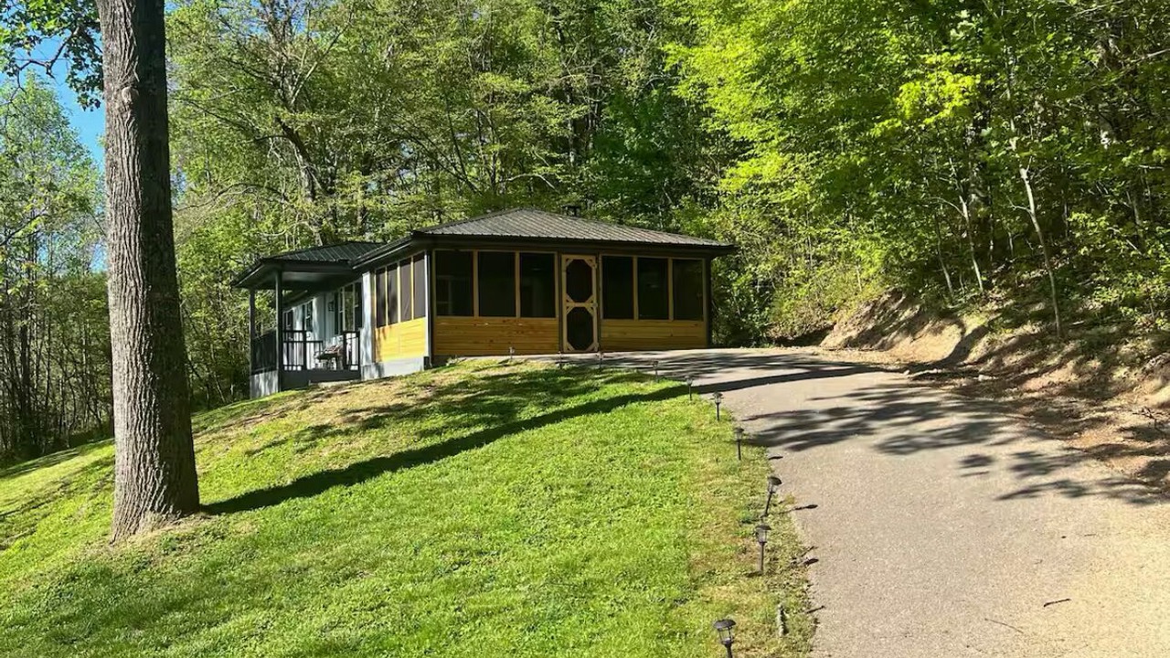 Photo of Outdoor in Clay City