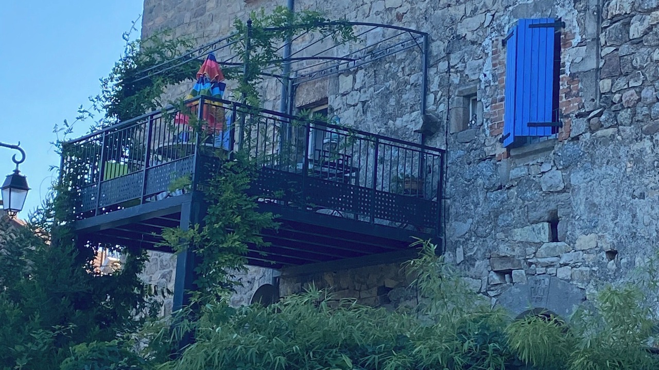 Photo of Outdoor in Pied-de-Borne