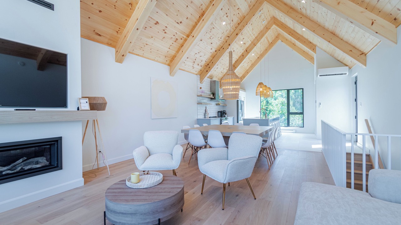 Photo of Livingroom in Ste Anne de Beaupre