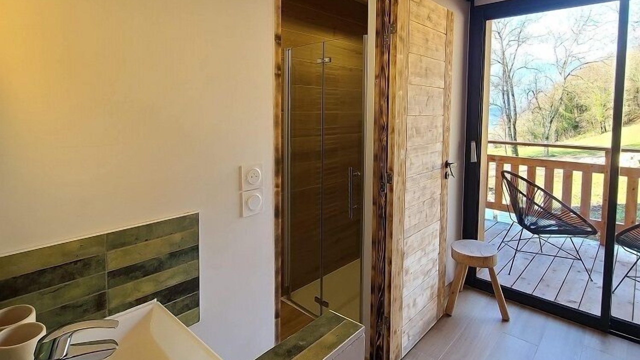 Photo of Bathroom in Brison-Saint-Innocent