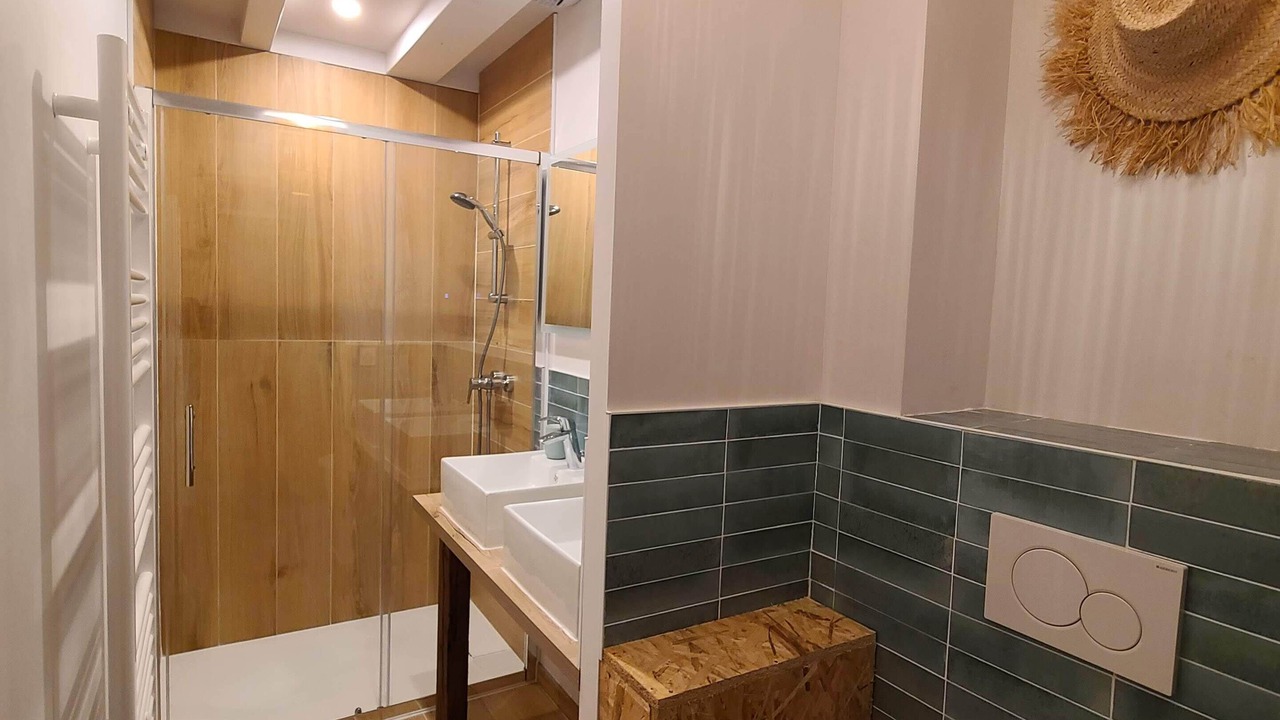 Photo of Bathroom in Brison-Saint-Innocent