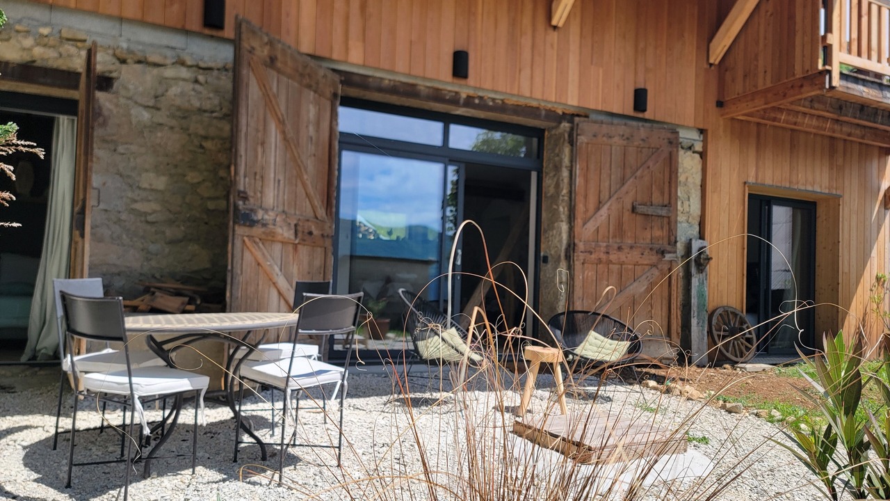 Photo of Patio Balcony in Brison-Saint-Innocent